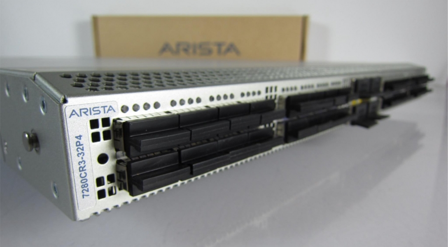 Arista DCS-7280CR3-32P4-M 100/400G Switch